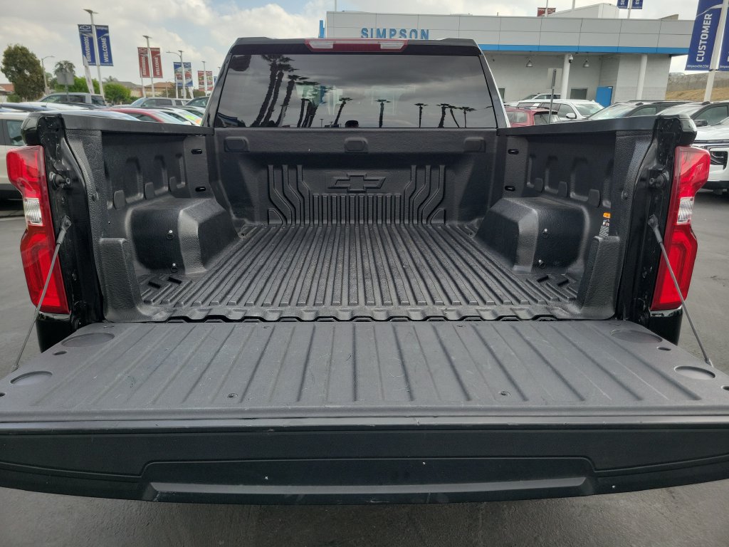 Used 2026 Chevrolet Silverado 1500 RST w/ Z71 Off-Road Package AWD/4WD image 23