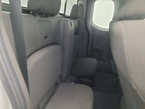 Used 2019 Nissan Frontier SV AWD/4WD image 19