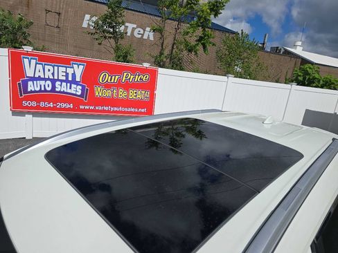 Used 2023 Nissan Rogue SV w/ SV Premium B Package AWD/4WD image 14