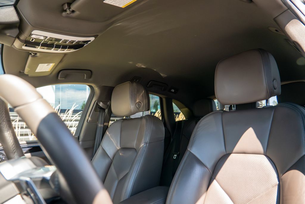 Used 2018 Porsche Macan AWD/4WD image 5