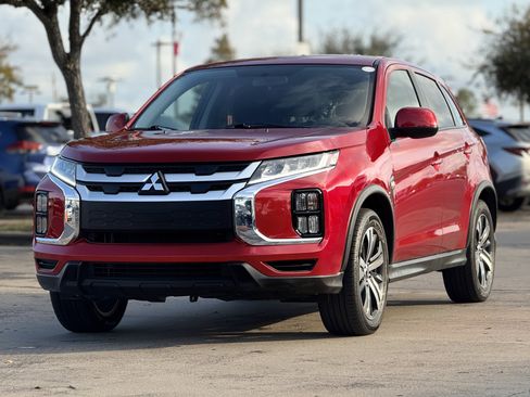 Used 2020 Mitsubishi Outlander Sport ES image 5