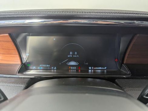Used 2020 Lincoln Navigator Reserve AWD/4WD image 12