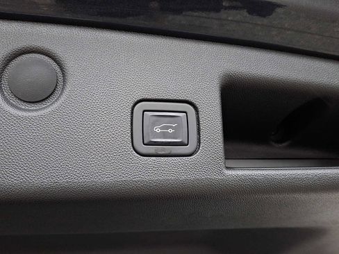 Used 2022 Chevrolet Equinox LT image 28