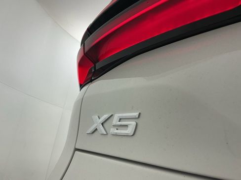 New 2026 BMW X5 sDrive40i w/ M Sport Package image 8