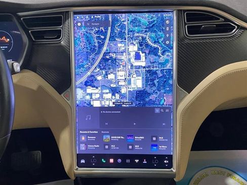 Used 2017 Tesla Model X 75D AWD/4WD image 17