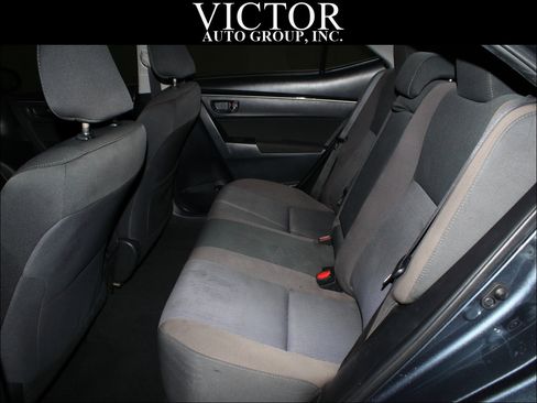 Used 2019 Toyota Corolla LE image 23