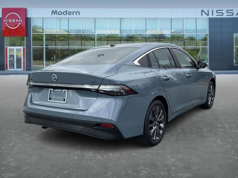 New 2026 Nissan Sentra SL image 5