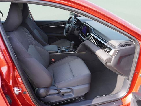 Used 2025 Toyota Camry LE w/ Convenience Package FWD image 22