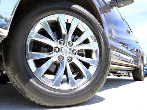 Used 2015 Ford F150 King Ranch w/ Equipment Group 601A Luxury RWD image 25