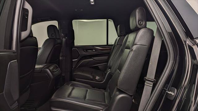 Used 2023 Cadillac Escalade Luxury w/ LPO, Floor Liner Package RWD image 16