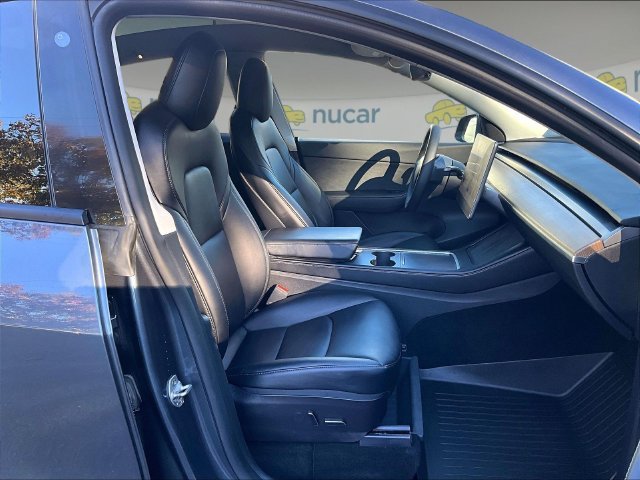 Used 2022 Tesla Model Y Long Range AWD/4WD image 7