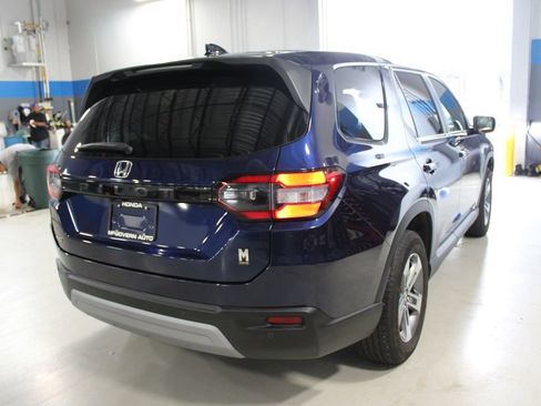 Used 2025 Honda Pilot EX-L image 26