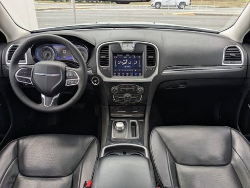 Used 2023 Chrysler 300 Touring L w/ Popular Equipment Group image 11