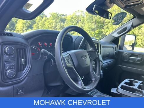 Used 2025 Chevrolet Silverado 2500 Custom w/ Custom Value Package AWD/4WD image 10