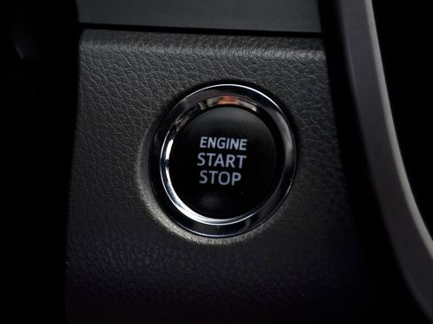 Used 2024 Toyota Camry SE image 27