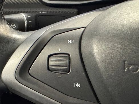 Used 2018 Tesla Model X 75D image 15