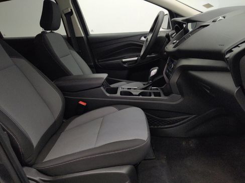 Used 2019 Ford Escape SE FWD image 21