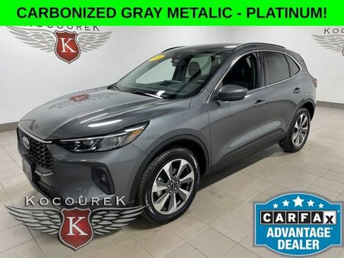 Used 2025 Ford Escape Platinum AWD/4WD image 3