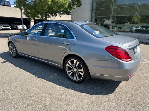 Used 2015 Mercedes-Benz S 550 Sedan image 3