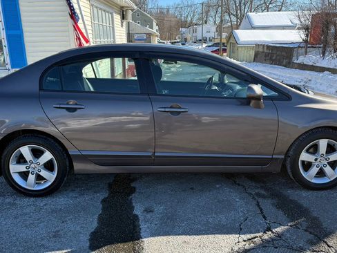 Used 2011 Honda Civic LX-S image 7