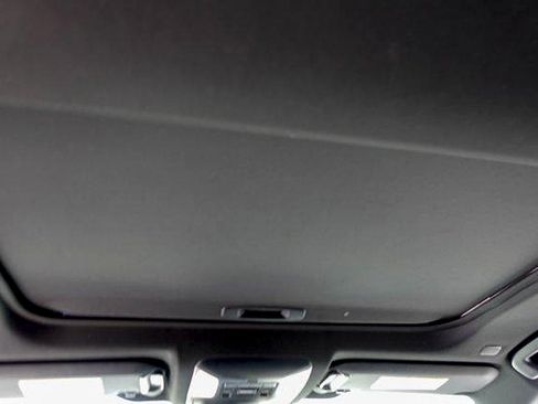 Used 2021 Toyota Camry LE FWD image 28