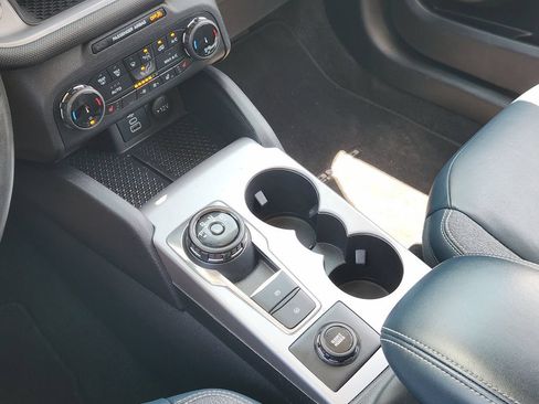 Used 2023 Ford Bronco Sport Outer Banks AWD/4WD image 16