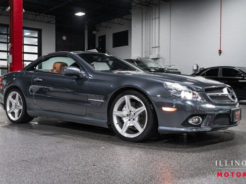 Used 2011 Mercedes-Benz SL 550 image 35