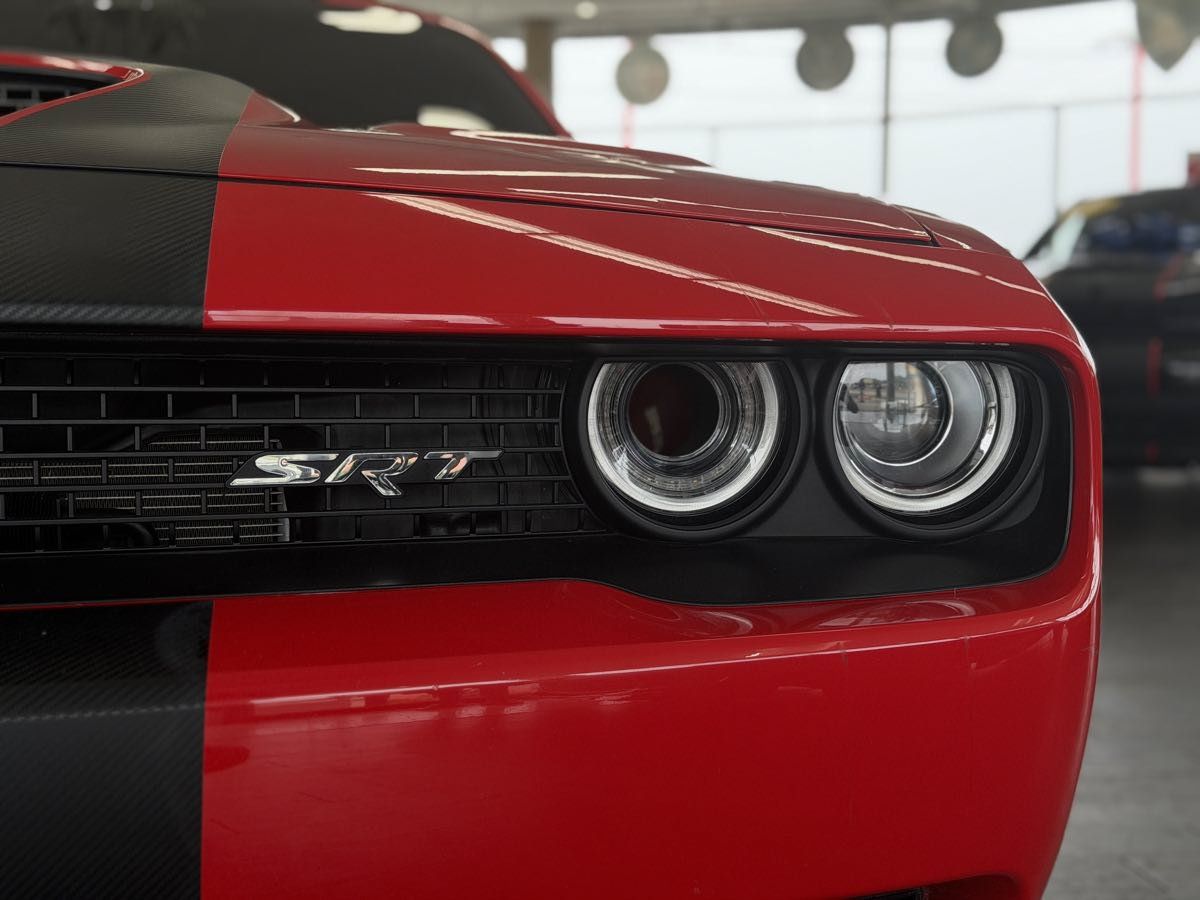 Used 2016 Dodge Challenger SRT Hellcat RWD image 20