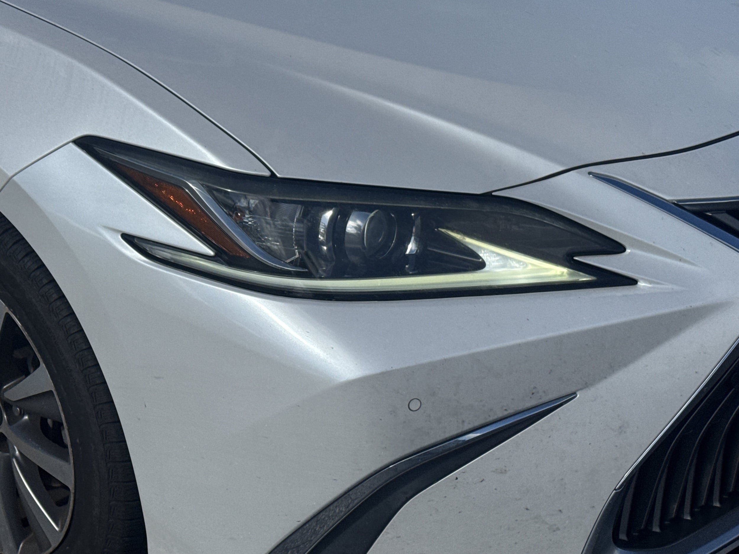 Used 2020 Lexus ES 350 w/ Premium Package FWD image 10