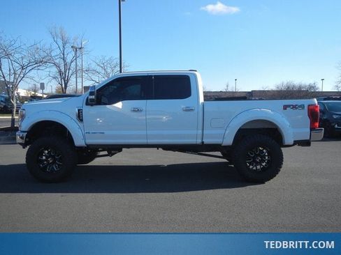 Used 2020 Ford F250 Lariat w/ Lariat Ultimate Package image 4