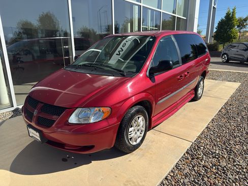 Used 2003 Dodge Grand Caravan Sport image 1