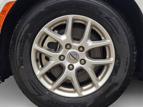 Used 2023 Chrysler Voyager LX FWD image 21