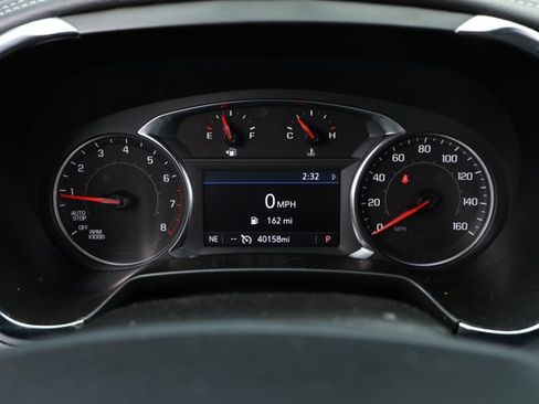 Used 2025 Chevrolet Blazer LT FWD image 12