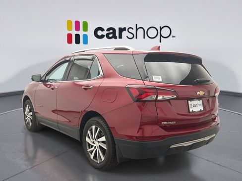 Used 2024 Chevrolet Equinox Premier image 3