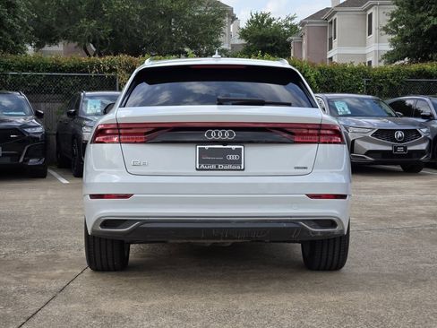Certified 2023 Audi Q8 Premium Plus w/ Premium Plus Package AWD/4WD image 9