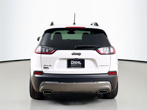 Used 2022 Jeep Cherokee Limited w/ Elite Package image 12