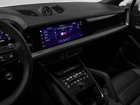 New 2026 Porsche Cayenne image 35