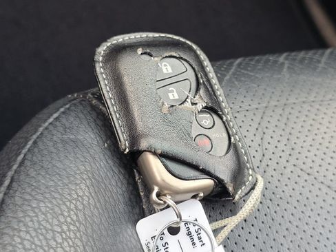 Used 2014 Lexus GX 460 w/ Premium Package AWD/4WD image 33