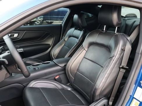 Used 2024 Ford Mustang Premium image 8
