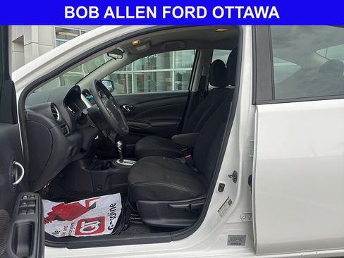 Used 2019 Nissan Versa SV FWD image 9