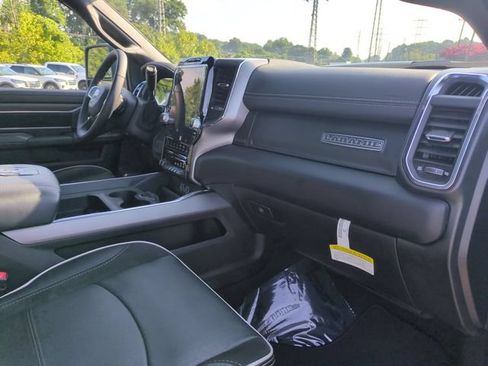 Used 2025 RAM 3500 Laramie w/ Sport Appearance Package AWD/4WD image 34