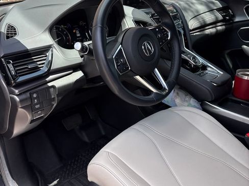 Used 2025 Acura RDX SH-AWD image 2