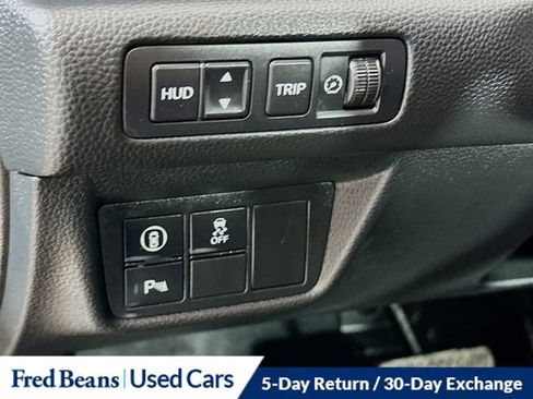 Used 2019 Honda Accord Touring image 10