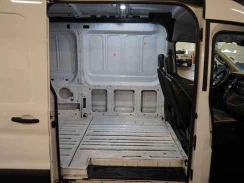 Used 2023 Ford Transit 250 Medium Roof AWD image 20
