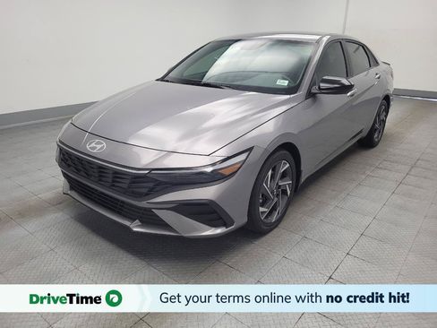 Used 2025 Hyundai Elantra Sport FWD image 1