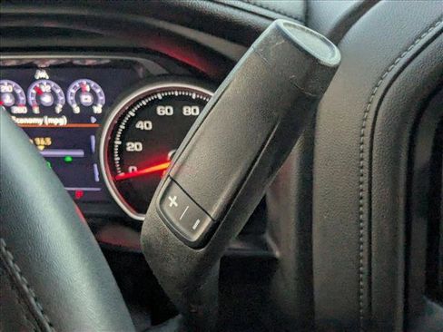 Used 2020 Chevrolet Silverado 1500 High Country w/ Technology Package image 7