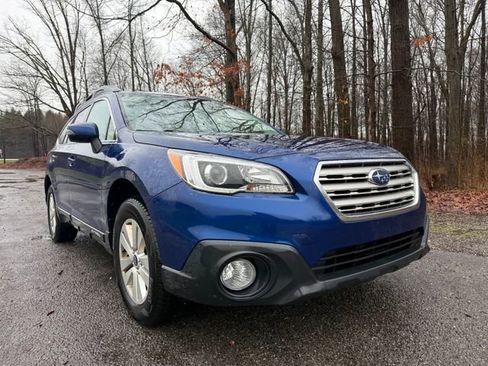 Used 2016 Subaru Outback 2.5i Premium image 6