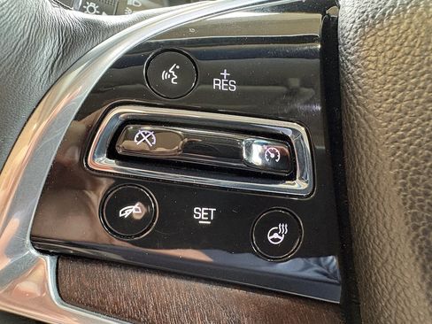 Used 2018 Cadillac XTS Luxury FWD image 13