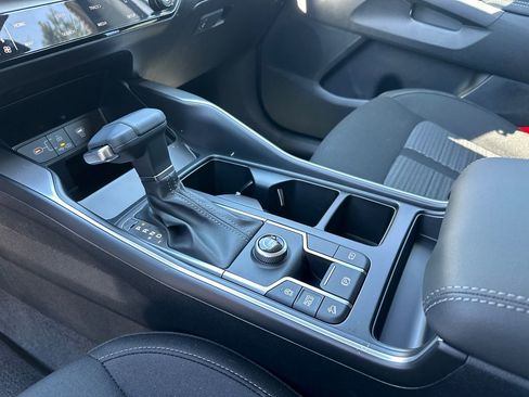 New 2026 Kia Sorento LX FWD image 31
