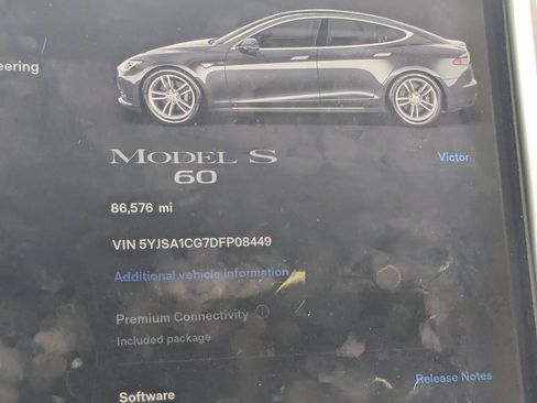 Used 2013 Tesla Model S image 32